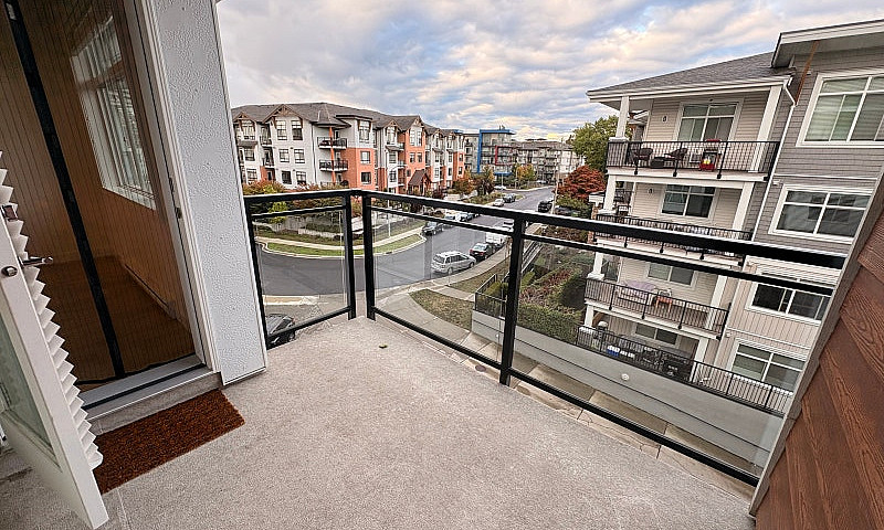 Modern Top-Floor 2-B...