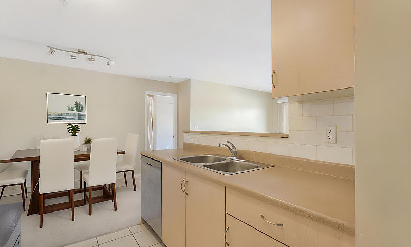 Stunning 2 Bedroom 2...