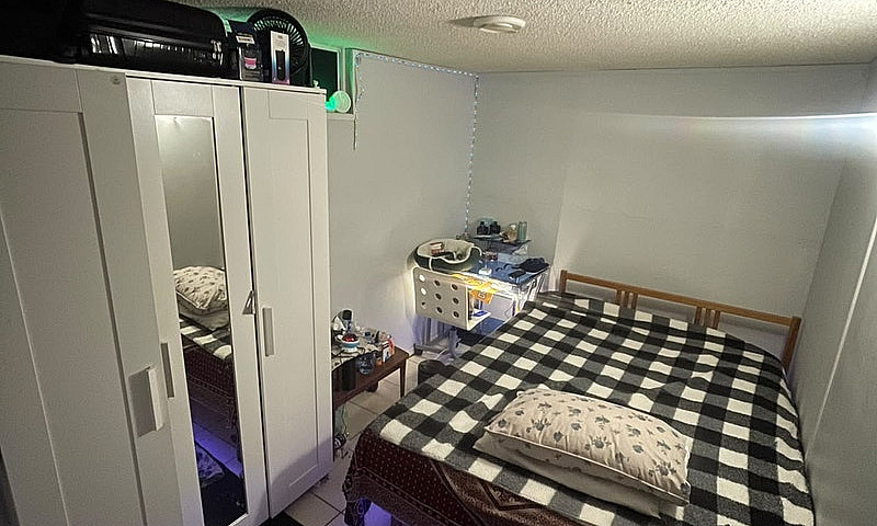 One Bedroom Availabl...