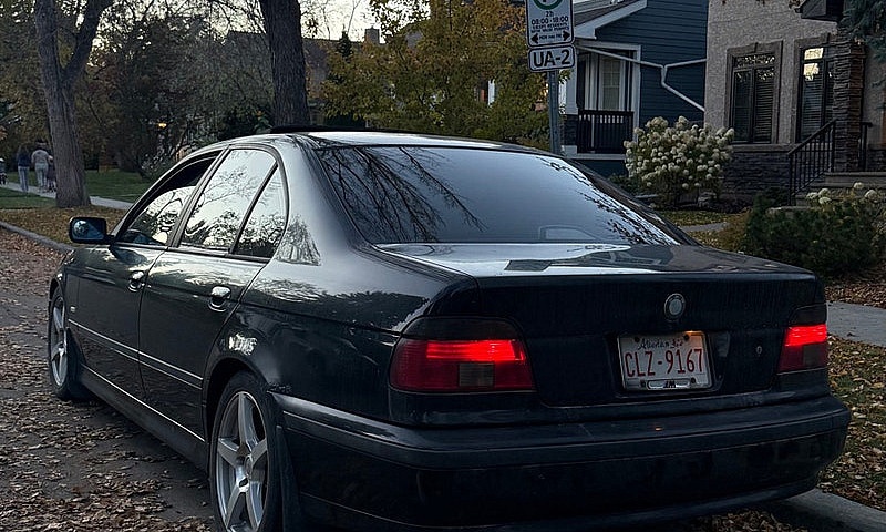 1999 Bmw 528I...