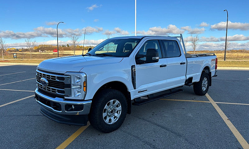 2024 Ford F350 Xlt, ...
