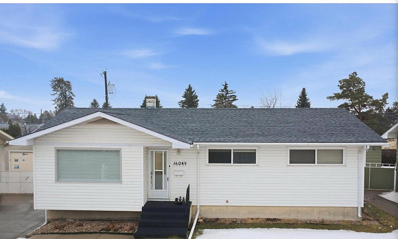 3 Bedroom And 1 Bath...