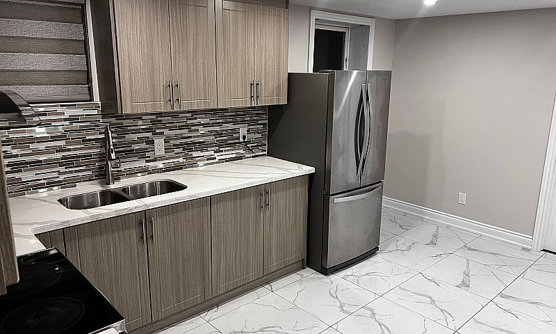 2 Bedroom Basement -...