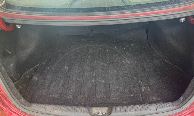2012 Hyundai Elantra...