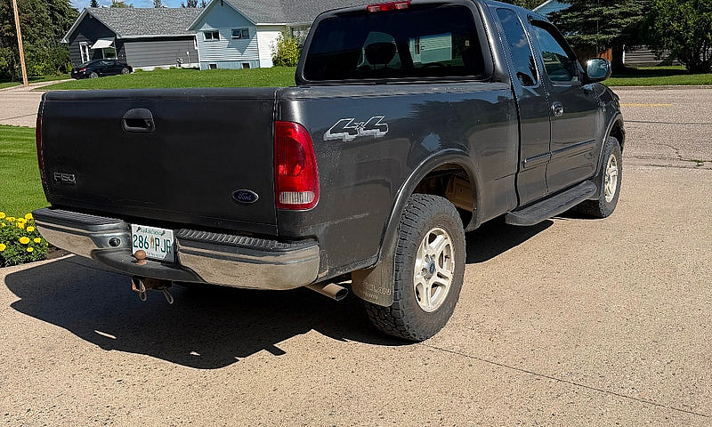 Ford F150 Xlt...