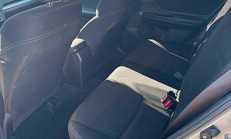 2013 Subaru Crosstre...