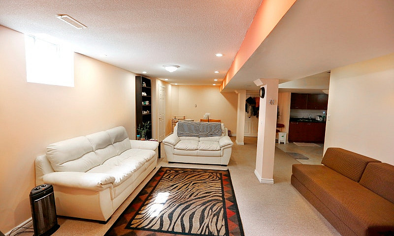 2 Bedroom Basement F...