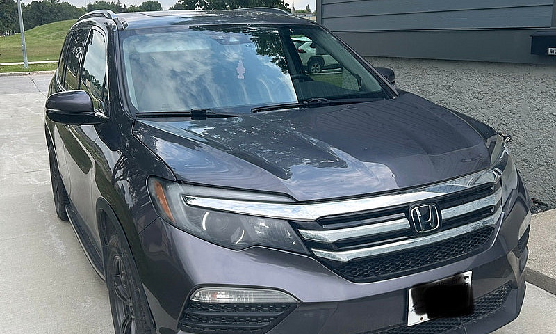 2016 Honda Pilot Tou...