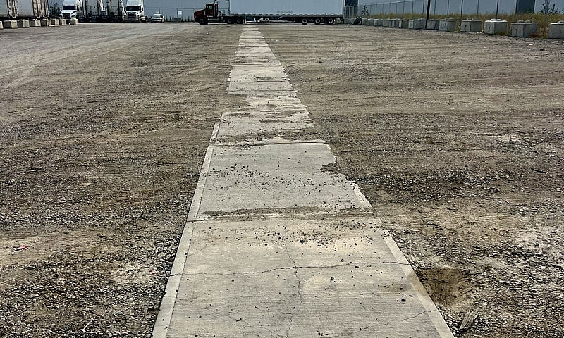 Semi Truck Trailer Y...