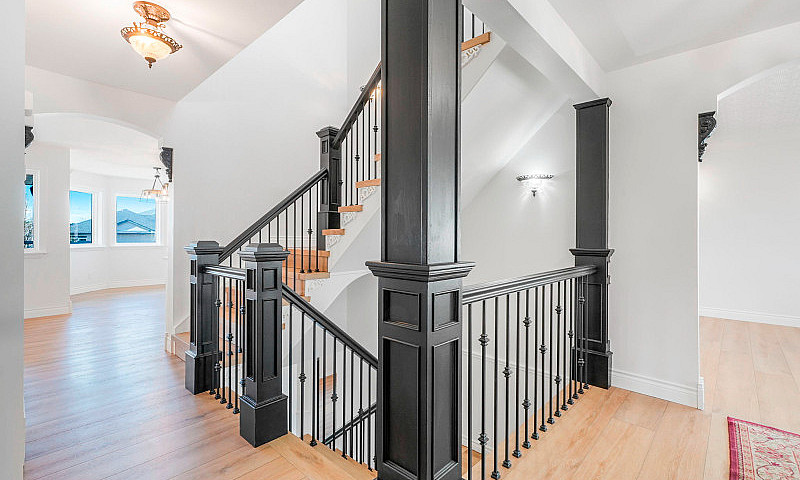 Gorgeous 2 Storey 4 ...