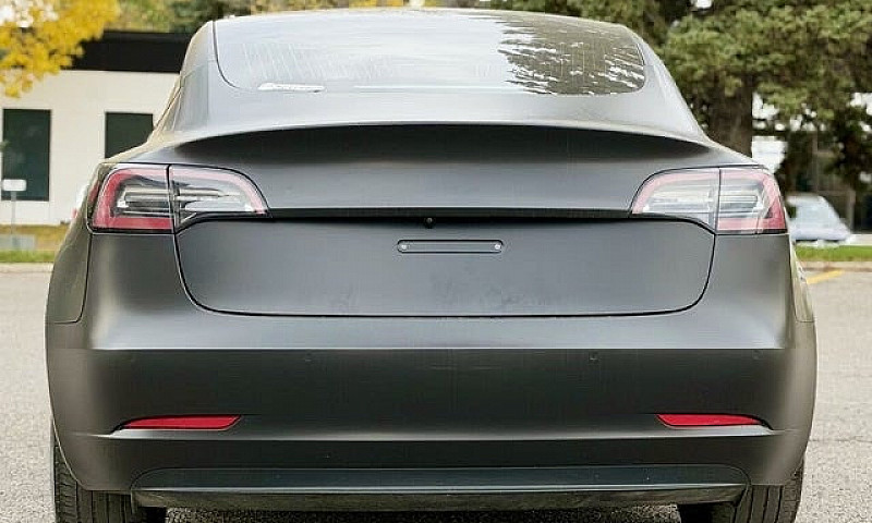 Tesla Model 3 Long R...