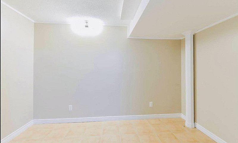  Private Room In A C...