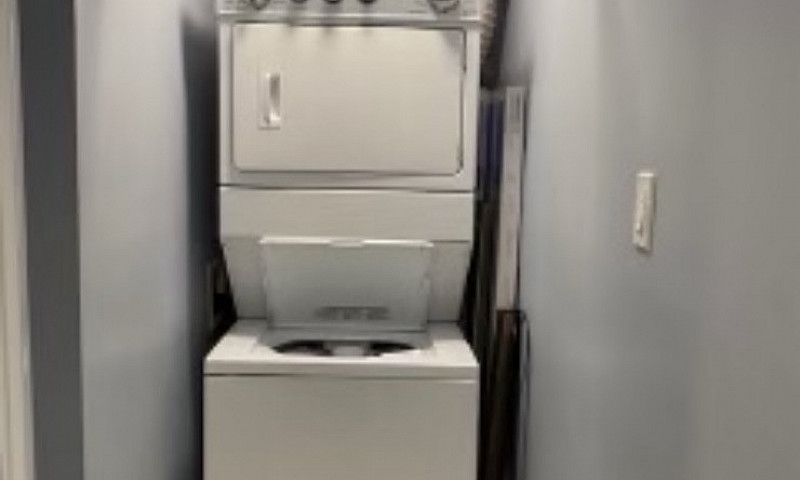 1 Bed 1 Bath Apartme...