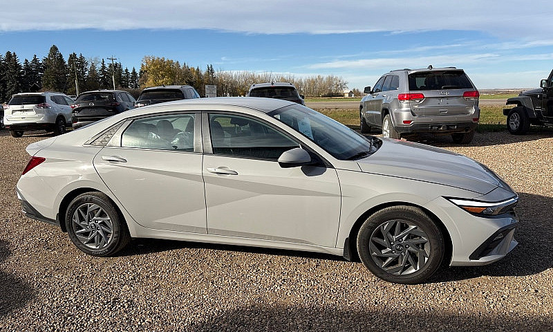 2024 Hyundai Elantra...