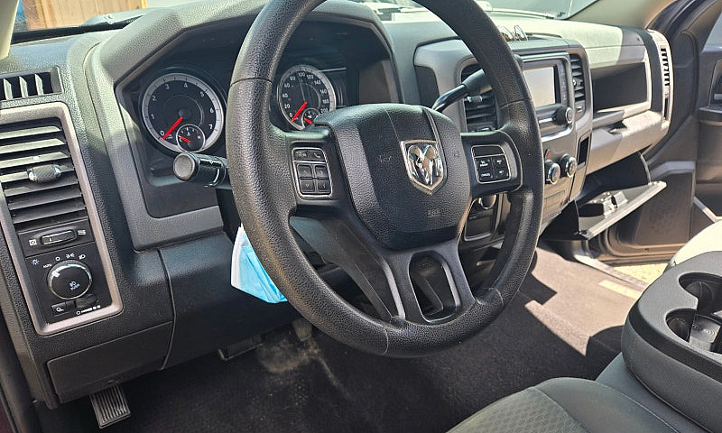 2017 Dodge Ram 4X4 6...
