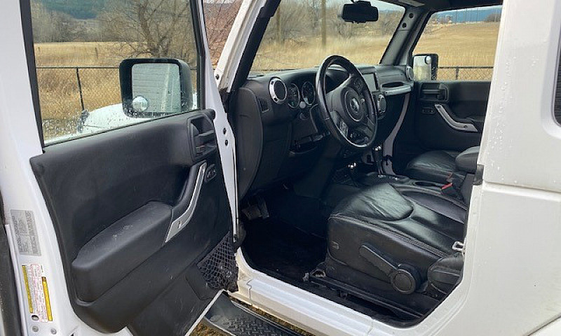 2016 Jeep Wrangler 4...