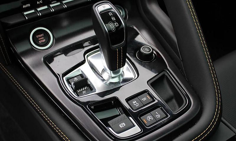 Jaguar Coupe (Showro...