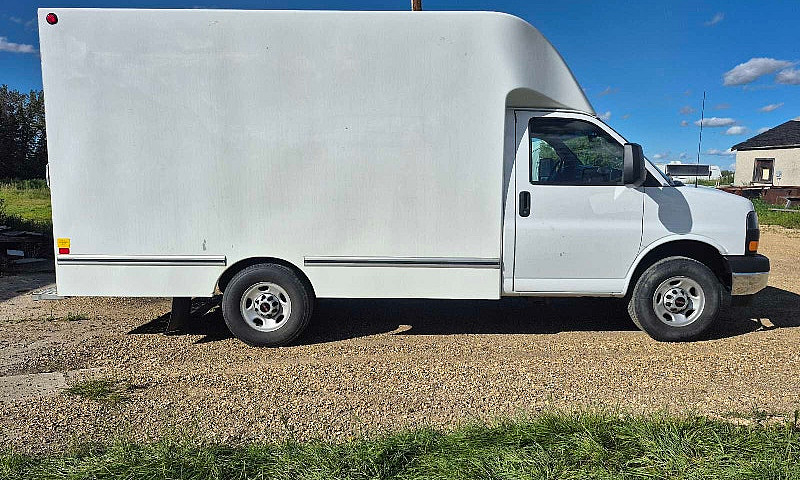 2023 Gmc Savana 3500...