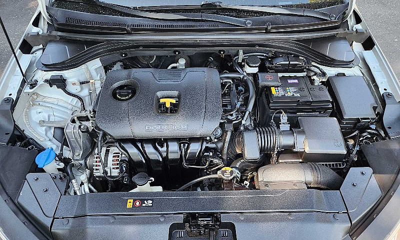 2020 Hyundai Elantra...