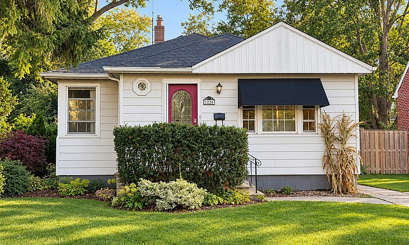Home For Sale By Own...