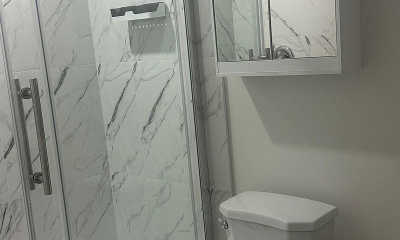 Spacious 2-Bedroom B...