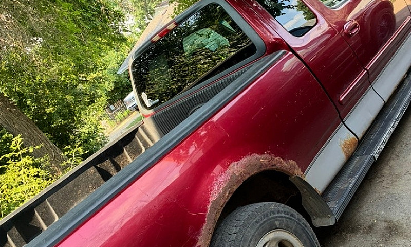 Ford F150 Xlt...