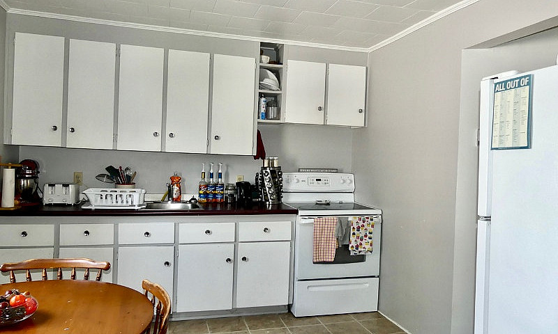 House For Sale In Li...