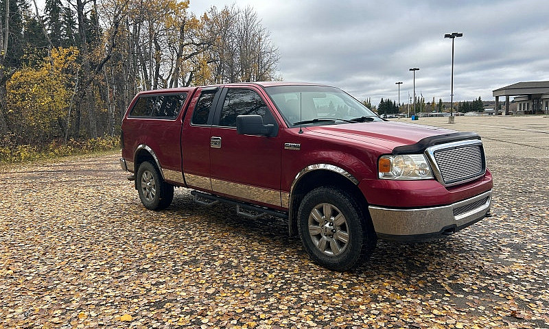 Low Km 2007 Ford F15...