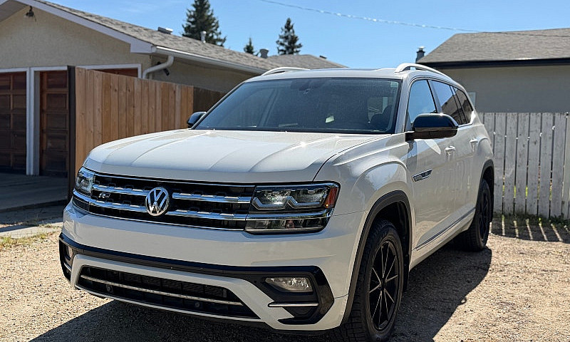 Volkswagen Atlas R-L...
