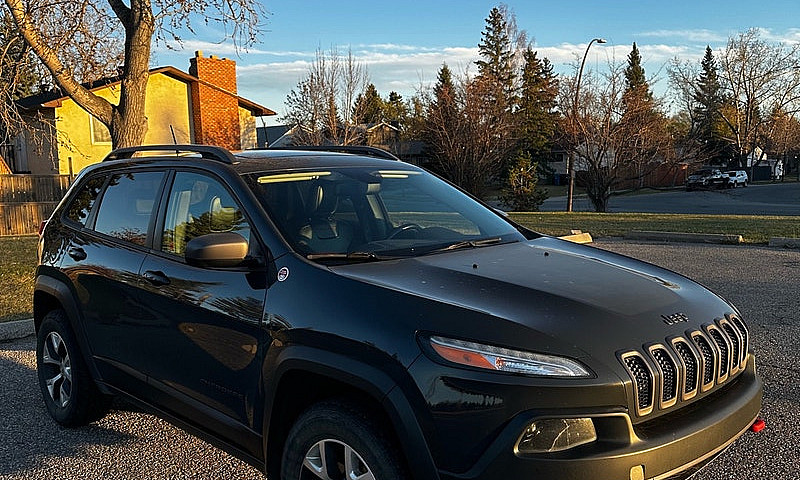 2016 Jeep Cherokee T...