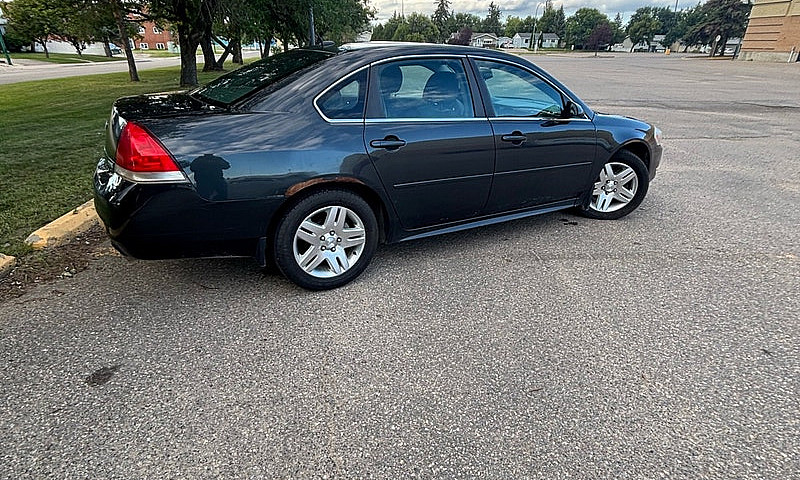 2013 Chev Impala Lt...