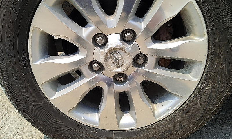 2013 Toyota Sequoia ...