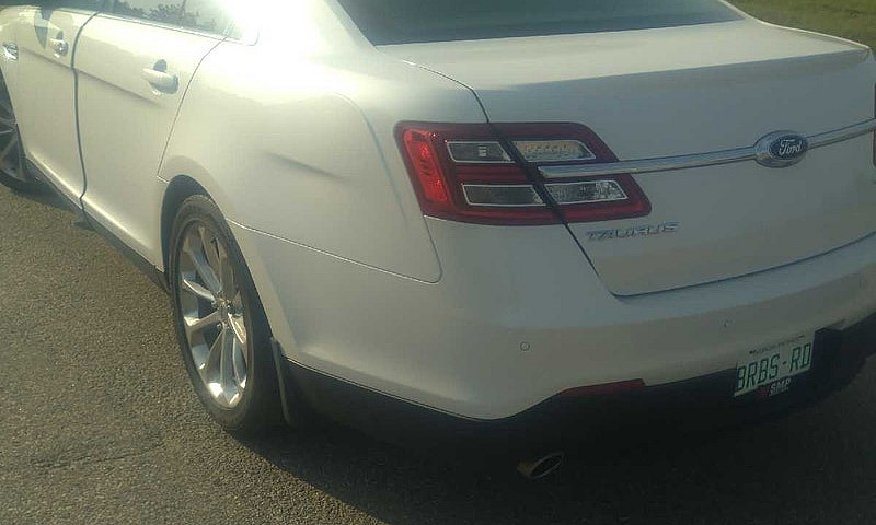 2013 Ford Taurus Lim...