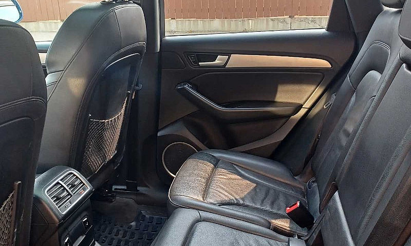 Audi 2014 Q5 Sline...