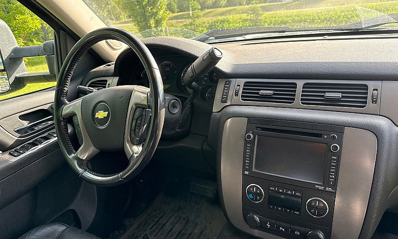 2014 Chev Silverado ...