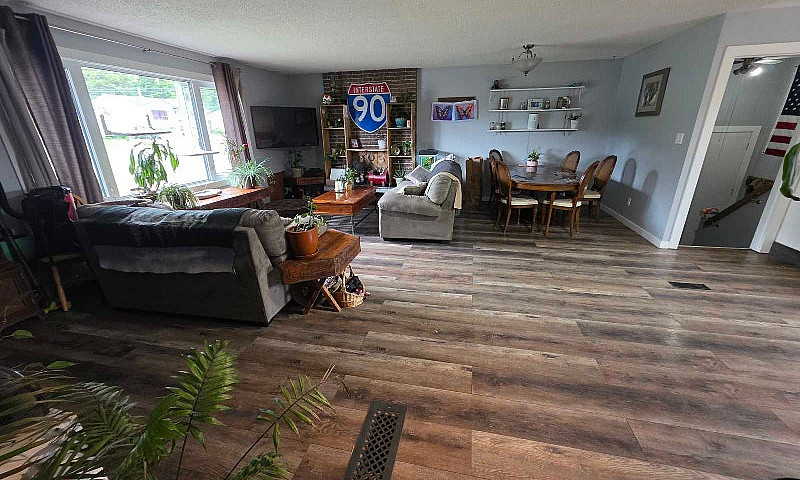 5 Bedroom/2.5 Bath H...