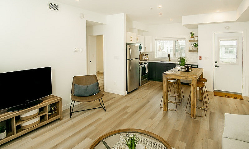 Gorgeous 2 Bed 1 Bat...