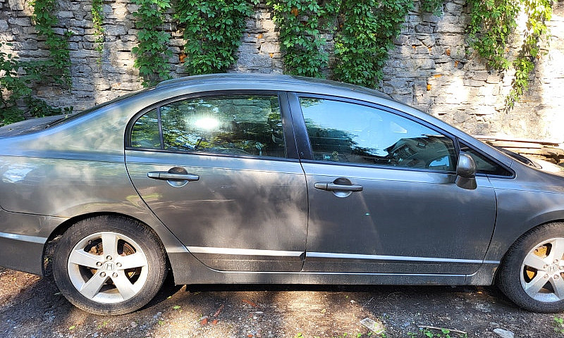 Honda Civic 2007 A V...