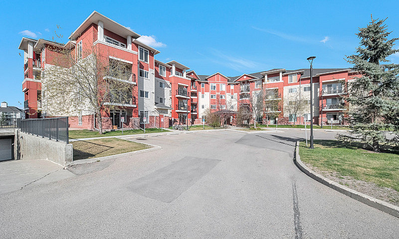1 Bed, 1 Bath Condo ...