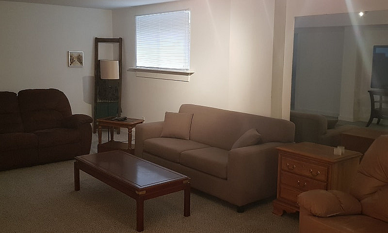 2 Bedroom 1600 Sq Ft...