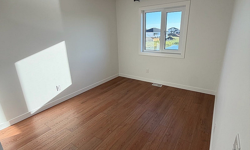 Brand New 3 Bdrm 2.5...
