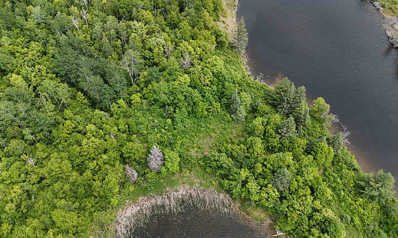 Lot 13 Big Narrows -...