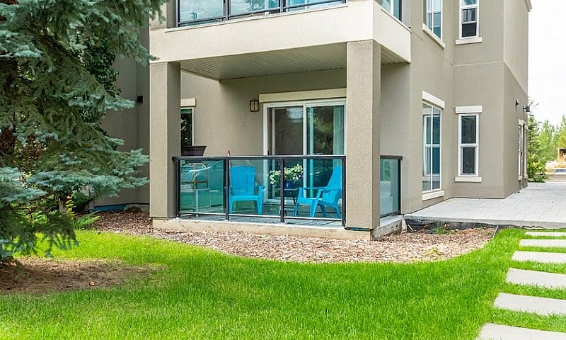 2 Bed / 2 Bath Condo...
