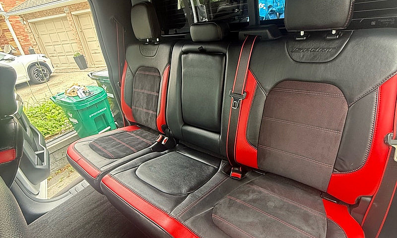 Ford F150 Lariat!...