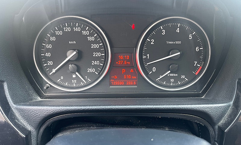 2011 Bmw 3 Series 32...