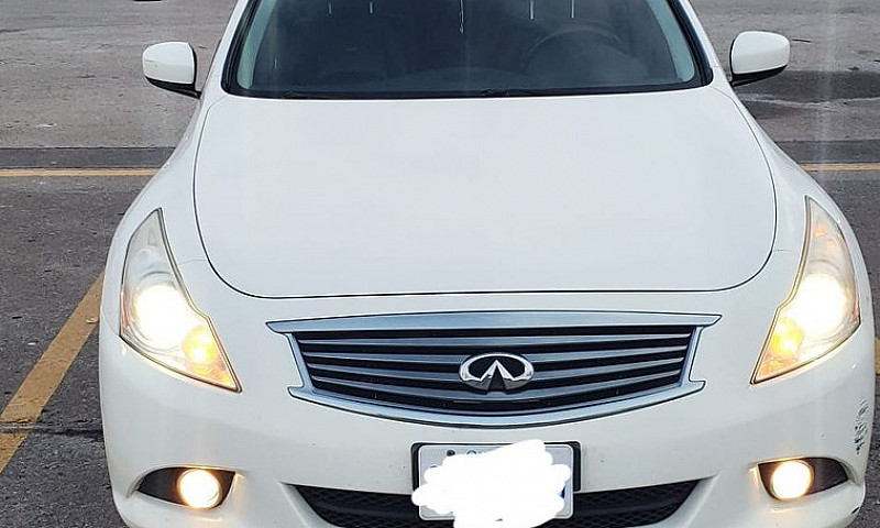 Infinti G37 X 2012...