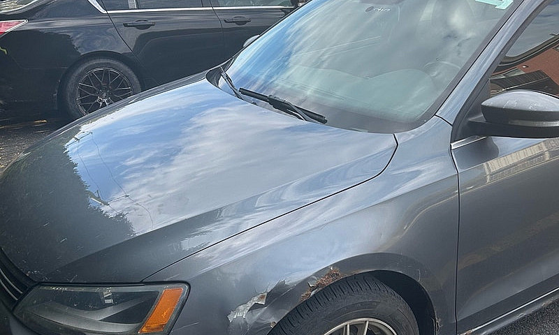 Volkswagen Jetta 2.5...
