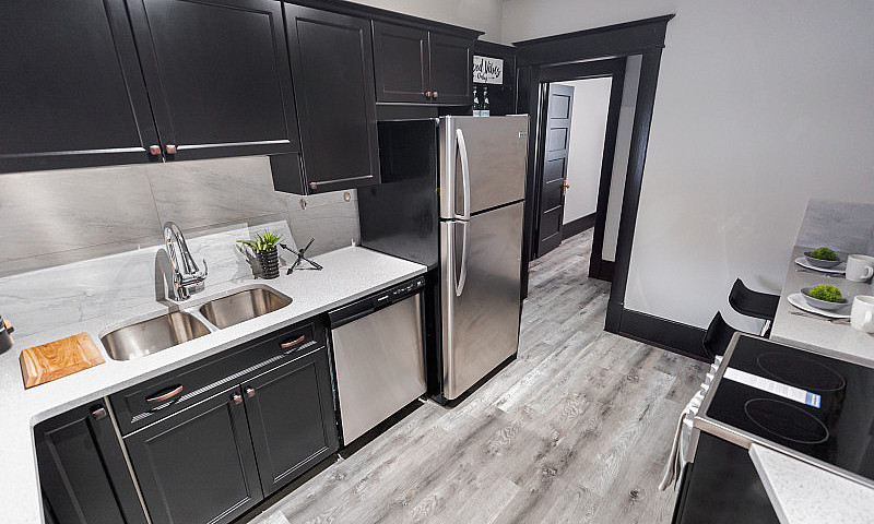 Apartment Condo For ...