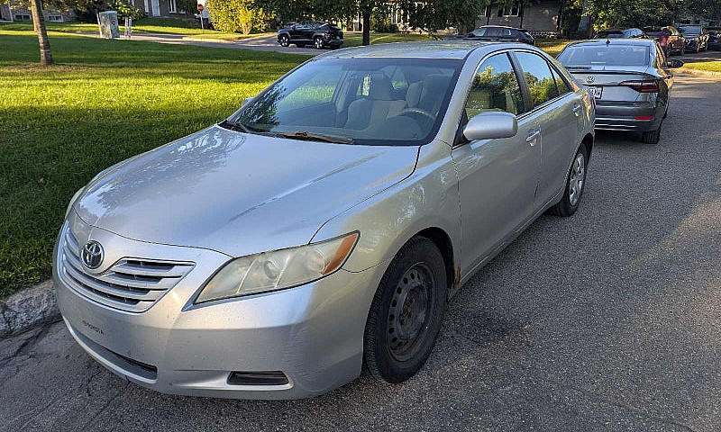 Toyota Camry Le 2007...