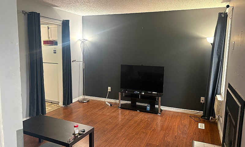 2 Bright Bedrooms Av...